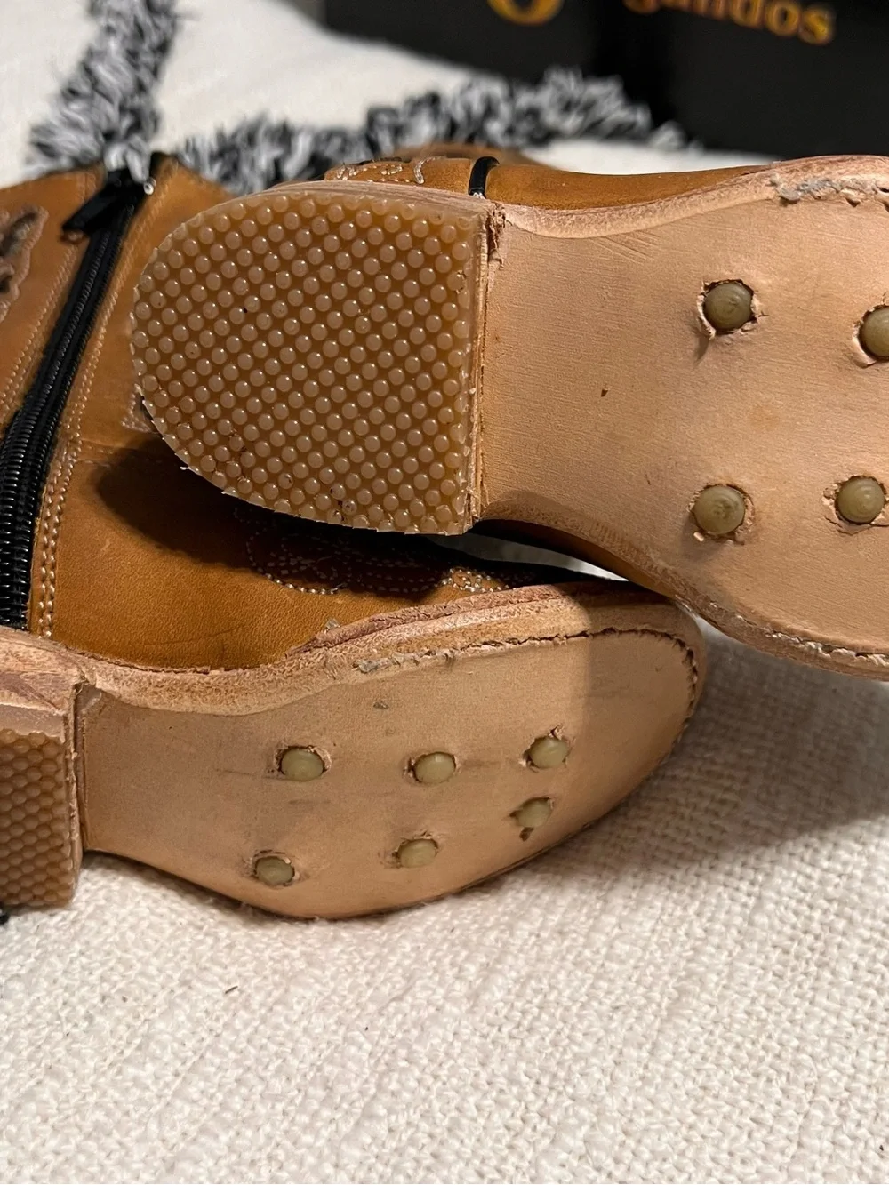 Girls' Size 4 Western Zip Boots 8 Segundos